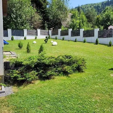 Pod Halą Krupową Willa *