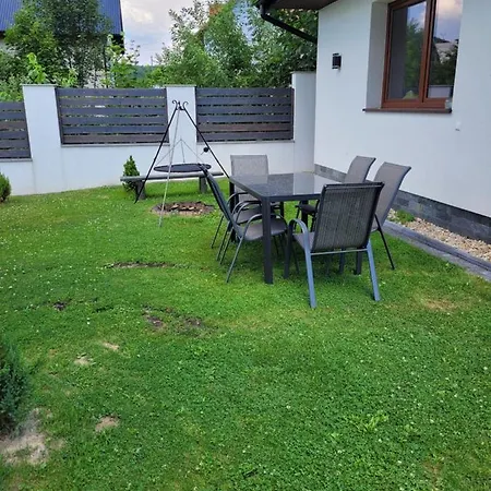 Pod Halą Krupową Willa *